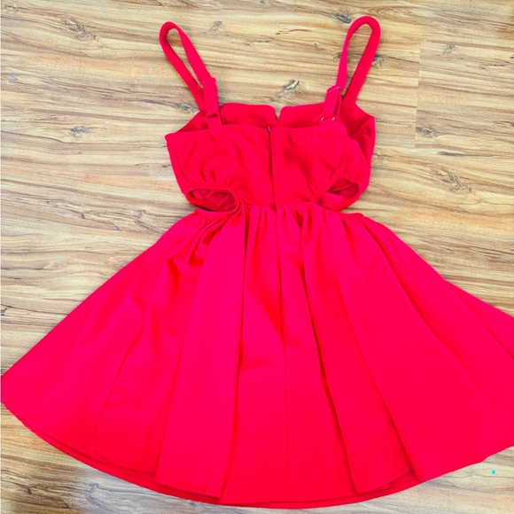 Ladies Red-side cut out mini dress - Picture 2 of 2